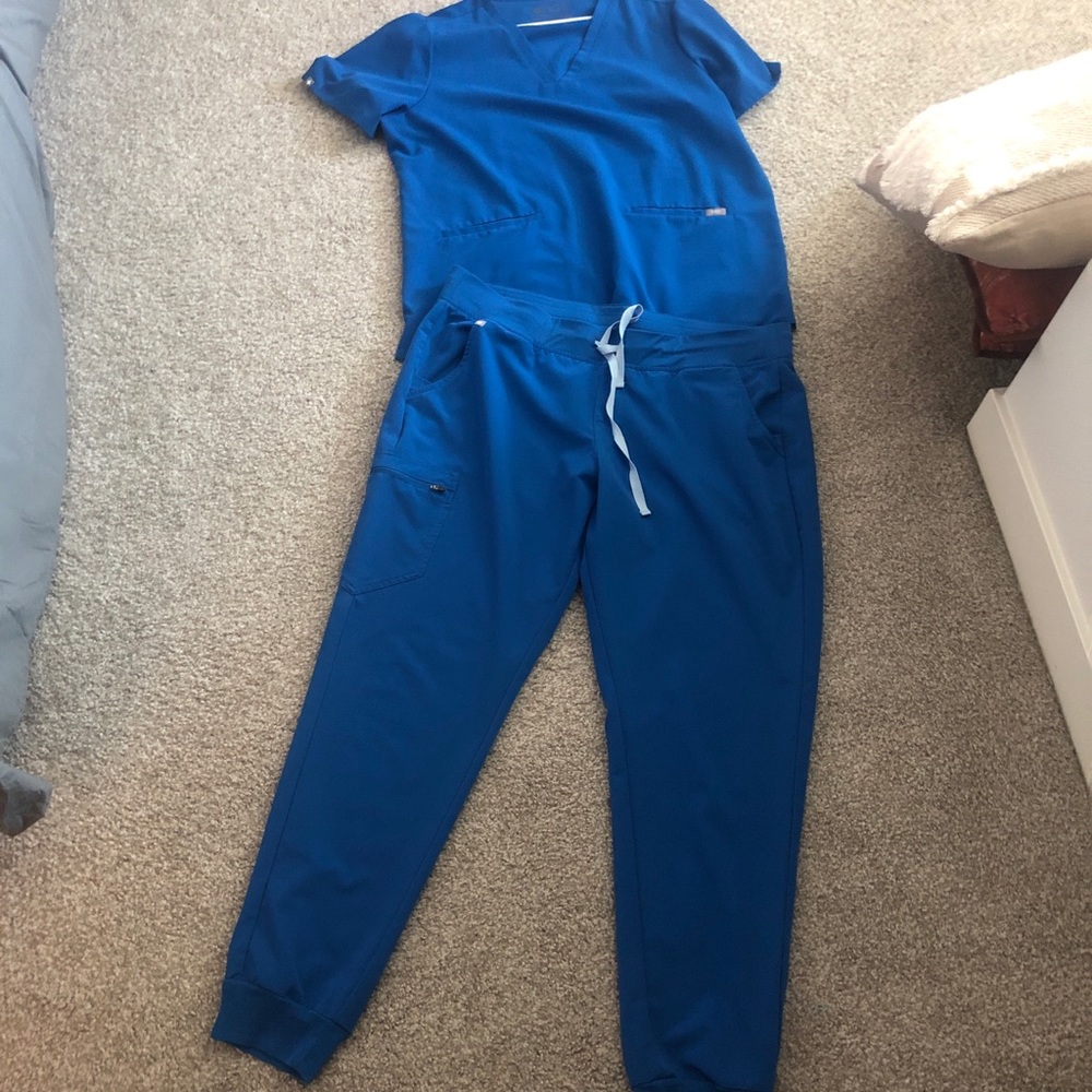 FIGS Royal Blue Scrub Set